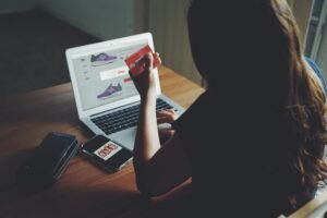 HOW TO BE SAFE B2B TRANSACTION