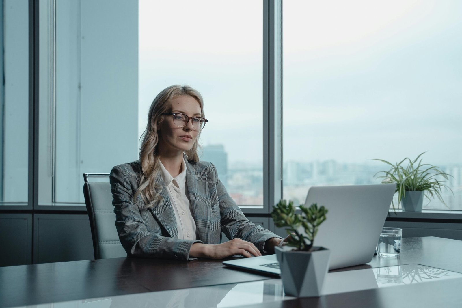 Business – How to appoint a new director